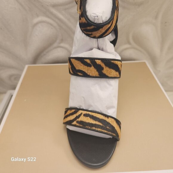 Michael Kors. "Amal" Heeled Sandals. NIB. Size 6.5 - Picture 6 of 11